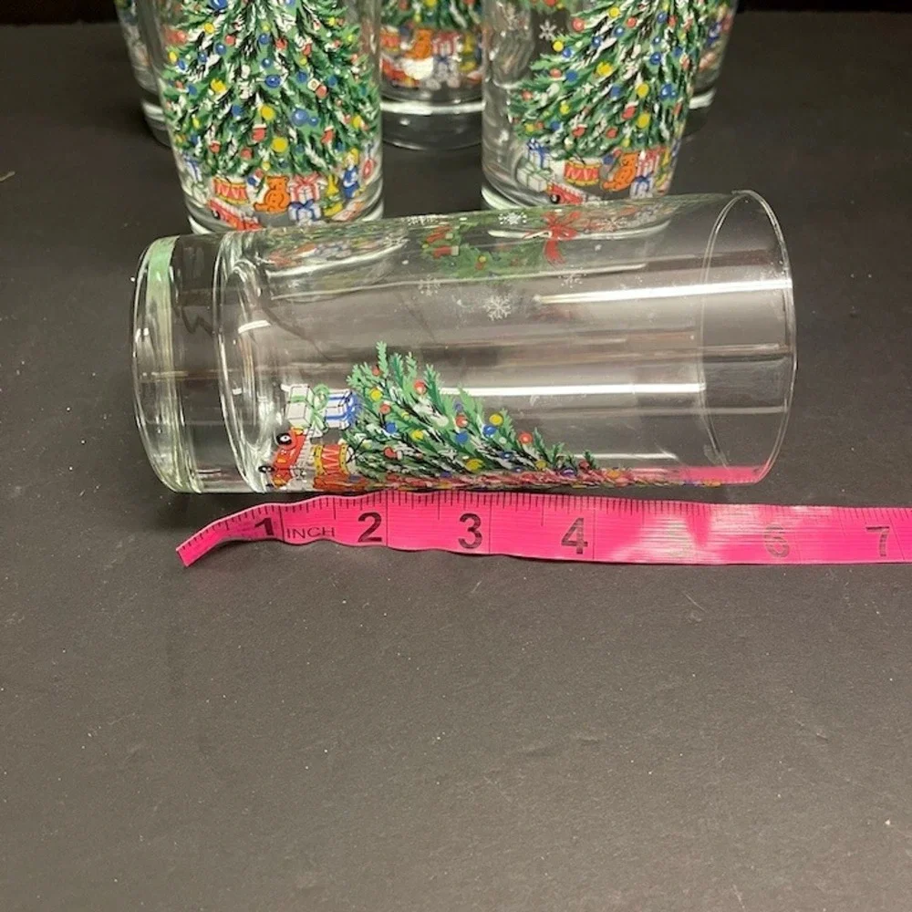 Set of 6 Christmas‎ Tree Highball Glasses Holiday Drinkware with Storage Case